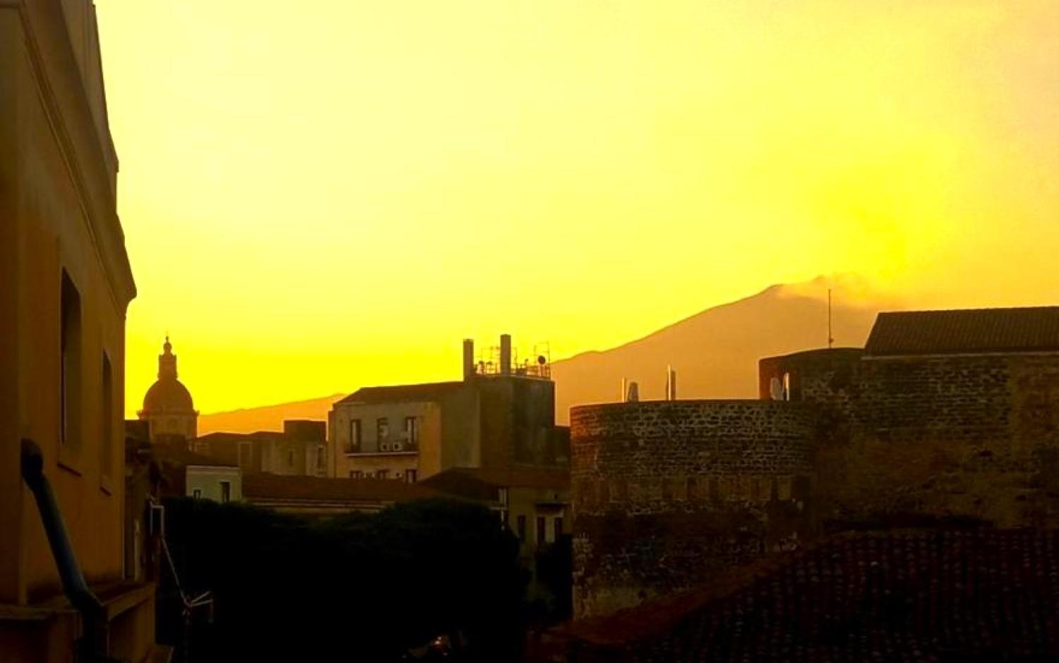 Fikus Apt Relax Castello Ursino Катания Экстерьер фото